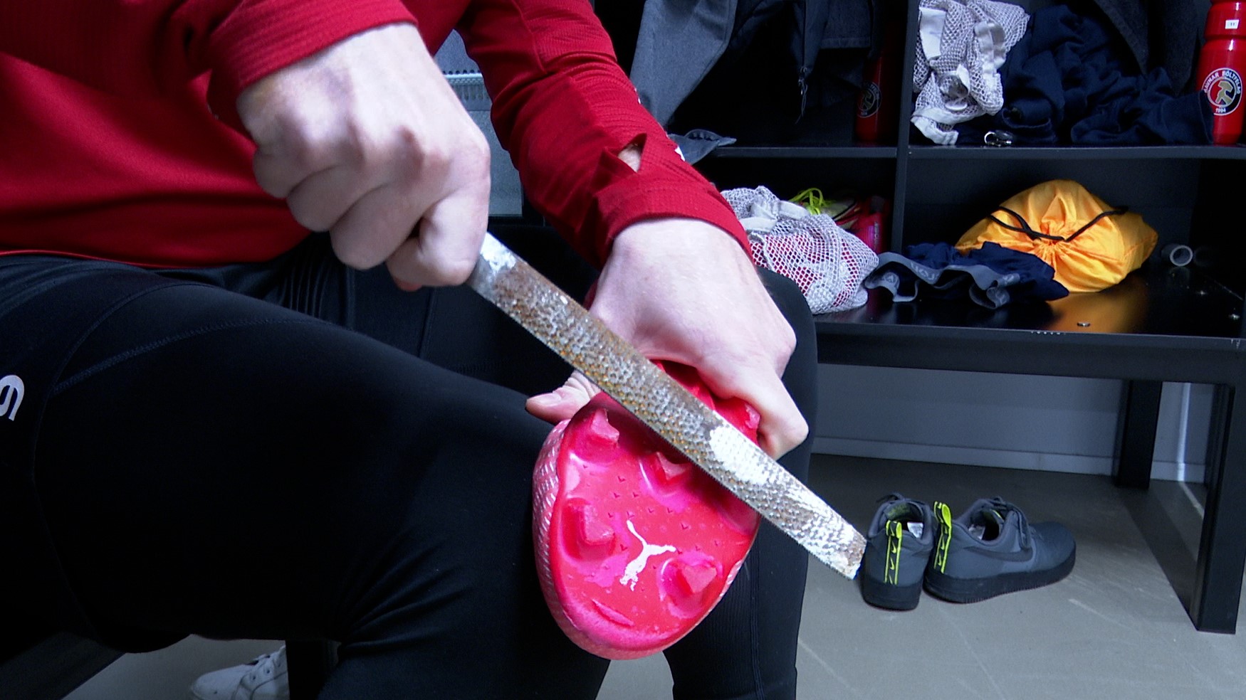 Gaggur: Tróndur fílar knubbarnar | Kringvarp Føroya