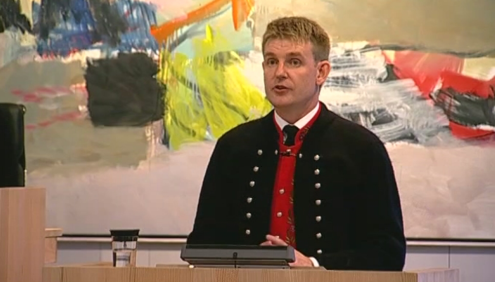 Løgmaður skrivaði í dag sum væntað út val | Kringvarp Føroya