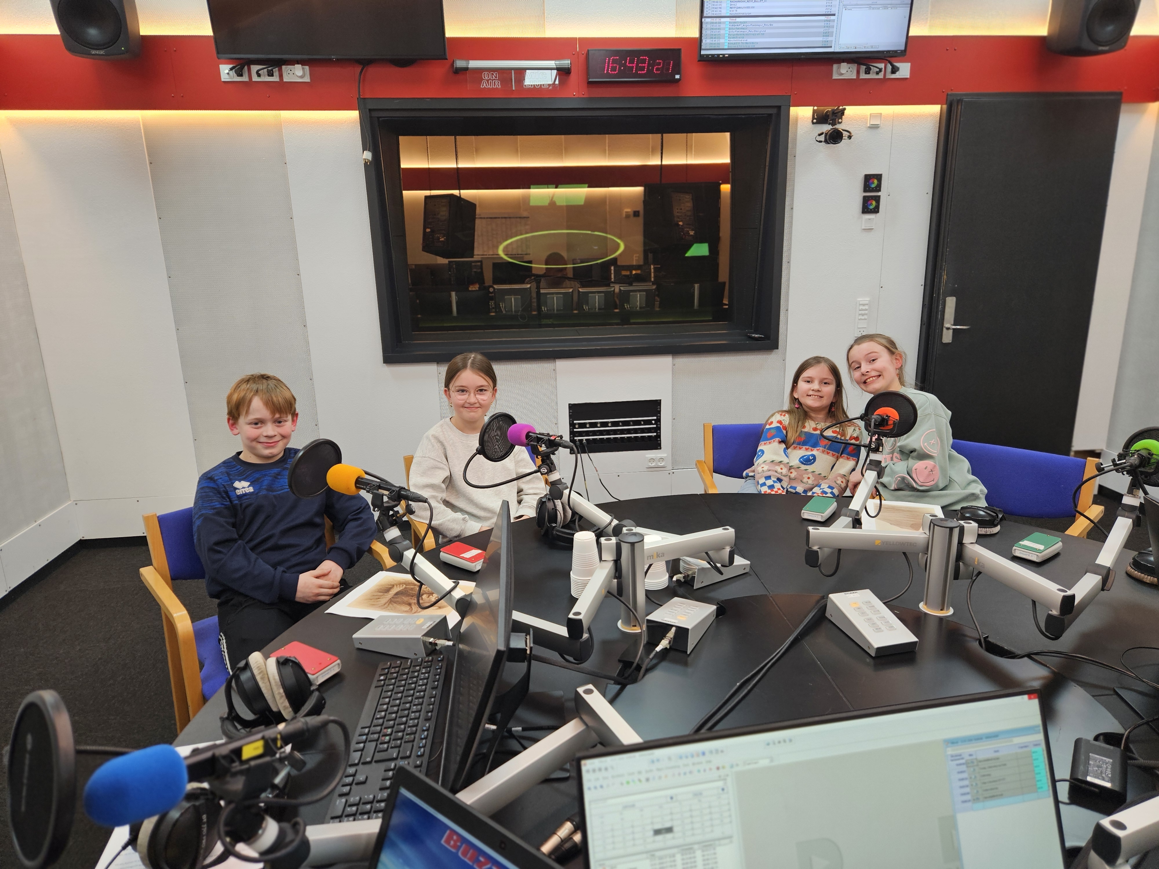 Kvæðaspurnakapping 2. partur | Kringvarp Føroya