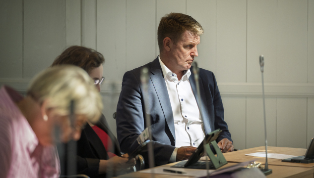 Fakfeløg og pensjónsmál, suðuroyartunnilin í løgtinginum