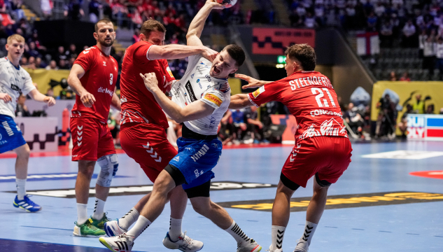 20260116-210624-l-6971x4648ma.jpg