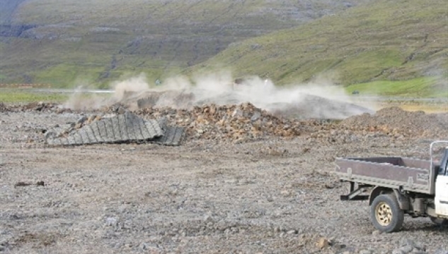 flogvøllur og spreingievni.jpg