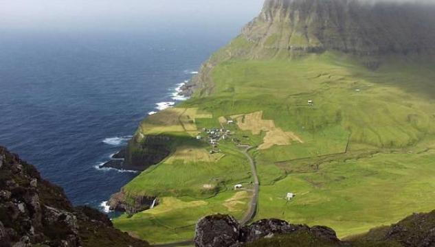 gasadalur-visitvagar.jpg