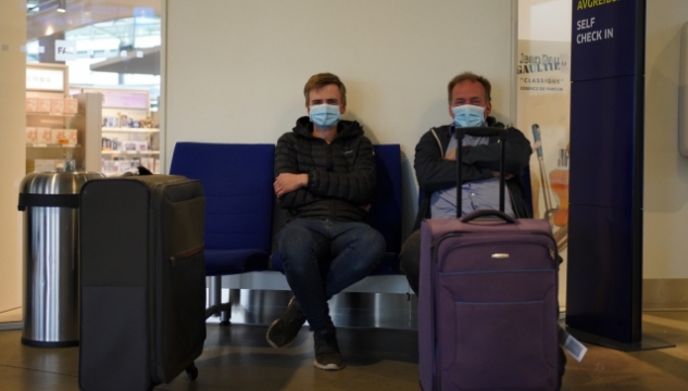 airport_passengers.jpeg