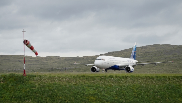 Atlantic Airways, William Heinesen, flogvøllurin, Vága floghavn, flogferðsla, flúgvari, ferðafólk