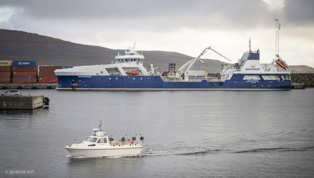 Bakkafossur, Bakkafrost, 16:9