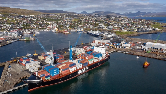 Dettifoss, Tórshavnar havn, Faroe Ship - Mynd: Faroe Ship