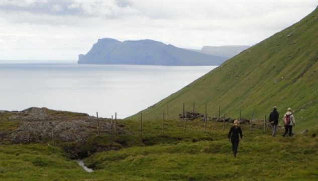 ganga í fjøllum hagi haga búnaðargrunnurin