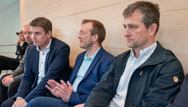 Aksel V. Johannesen, løgmaður, Teitur Samuelsen, Suðuroyartunnil