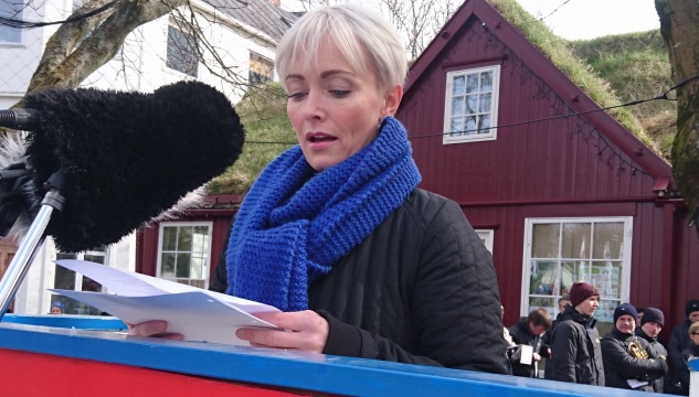 Eydna Skaale flaggrøða