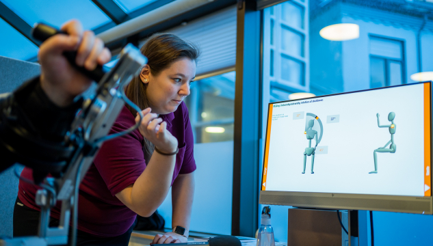 Robottarmur, endurvenjingarrobottur, Klaksvíkar Sjúkrahús