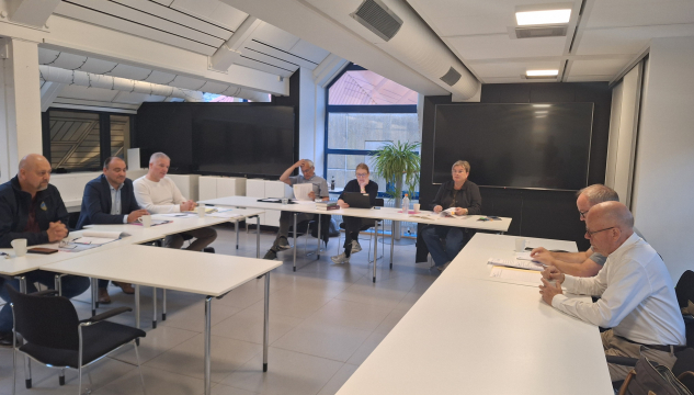 Fasti gerðarrættur, manningarfeløg í Fasta gerðarrætti