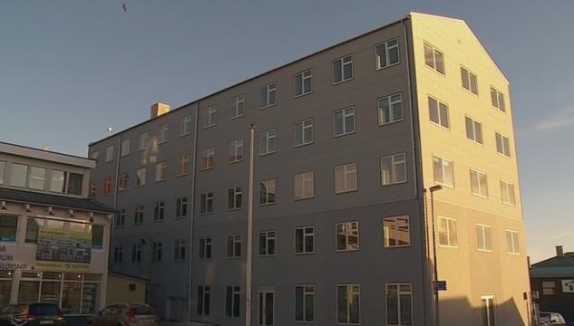 Fróðskaparsetur Føroya, Fróðskaparsetrið,