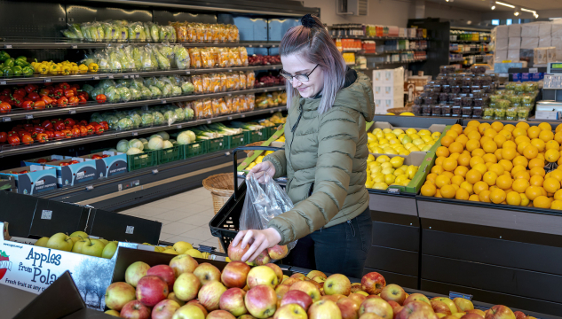 frugt, súreplir, appilsinir, matvørur, matvøruhandlar, verkfall 2024