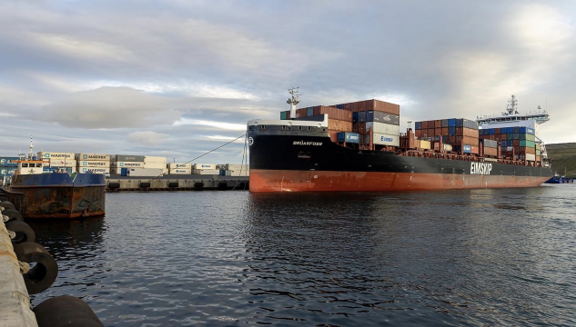 Tórshavnar havn, Havnarlagið í Havn, Havnarlagið á eystaru vág í Havn, farmaskip, Brúarfoss, farmaskip - Mynd: Faroe Ship