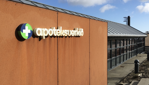 Apoteksverkið, framleiðsluapotekið, apoteksbygningurin á Staravegnum í Havn