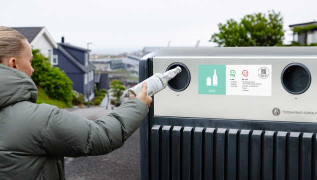 Ruskskiljistøð, glas og metal, skiljistøð