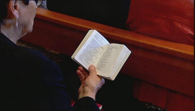 guðstænasta, fólkakirkjan, føroyska fólkakirkjan, kirkjugongd, sálmar, sálmasangur