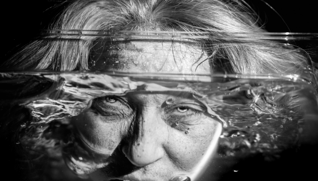 Gunnvá Zachariasen, Upphav