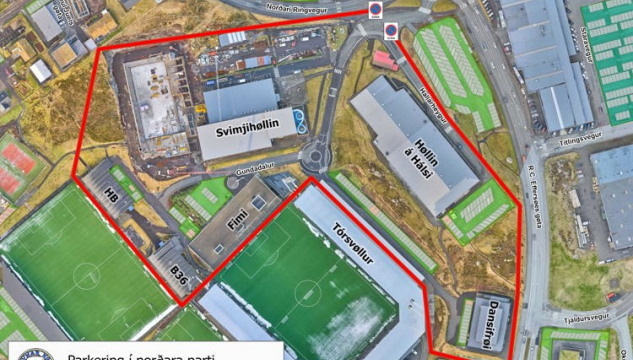 Parkering í norðara parti av ítróttaøkinum í Gundadali