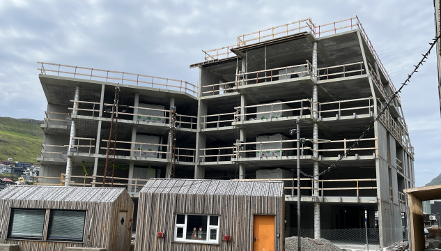 Íbúðir í Klaksvik, LÍV og íbúðir í Klaksvík