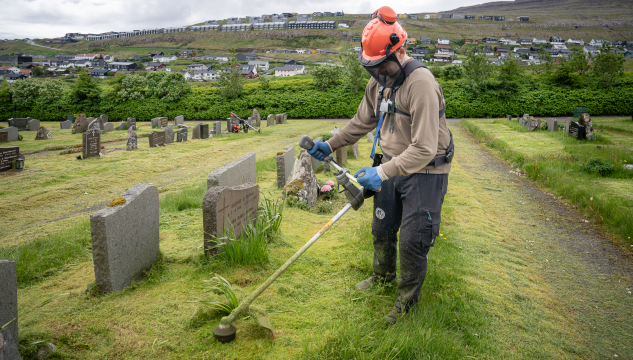 kirkjugarðurin, kirkjugarðurin við Velbastaðvegin, mynd: Bjarni Árting Rubeksen