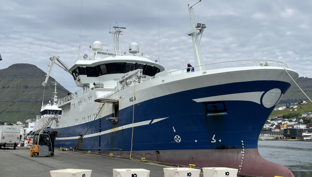 Klakkur, frystilínuskip