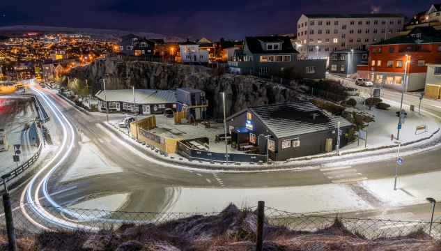 Tórshavn by night, fólkatal, Angus Steakhouse, kvøld, kavi, hálka, ferðsla