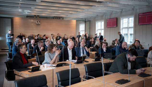 Suðuroyartunnilin, suðuroyartunnilin í løgtinginum, pensjónsaldur, mynd:Bjarni