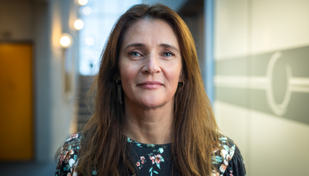 Lis Samuelsen, prestur