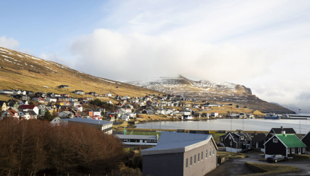 Miðvágur