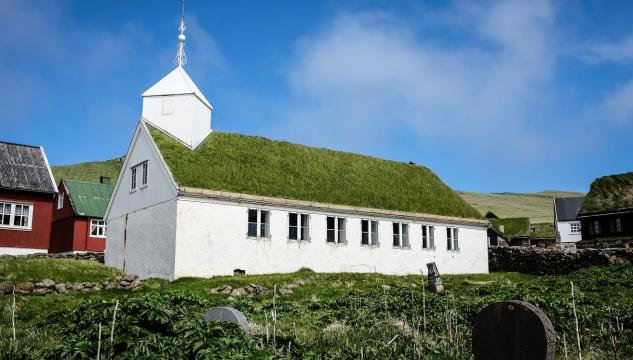 Mykines kirkja, kirkjan í Mykinesi