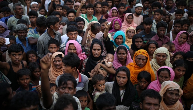 Rohingya fólk myanmar flóttar