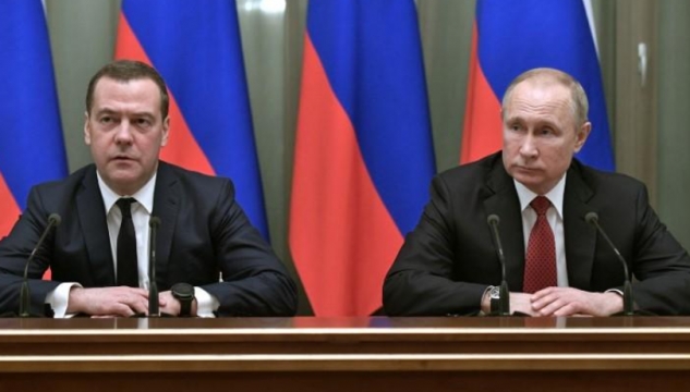 Russisk stjórn, Medvedev og Putin