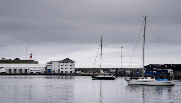 Tórshavnar Havn, seglbátar á havnarvág, Tórshavnar Kommuna, seglbátar, frítíðarbátar,Skansin, ferðafólk, frítíðarsiglarar,