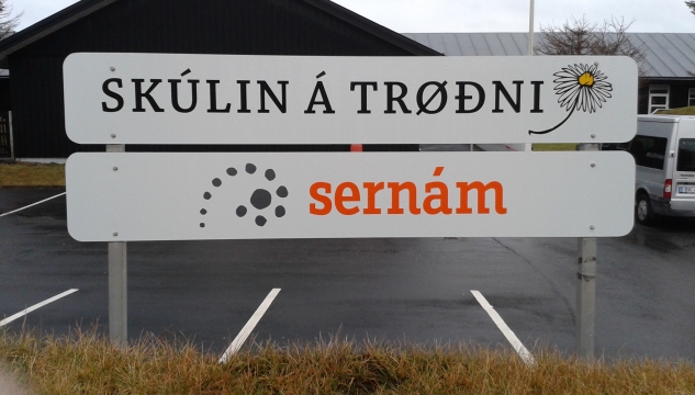 Sernám, Skúlin á Trøðni