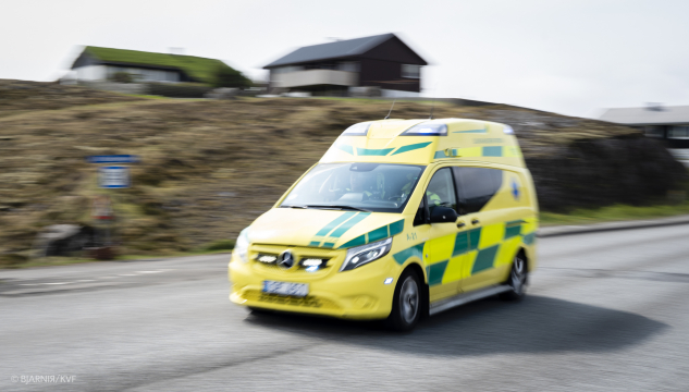 sjúkrabilur, 112, Landssjúkrahúsið, 16:9