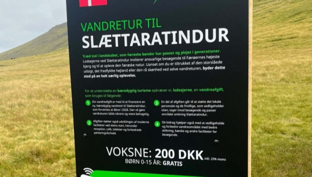 Slættaratindur, Slættaratindur og gjald