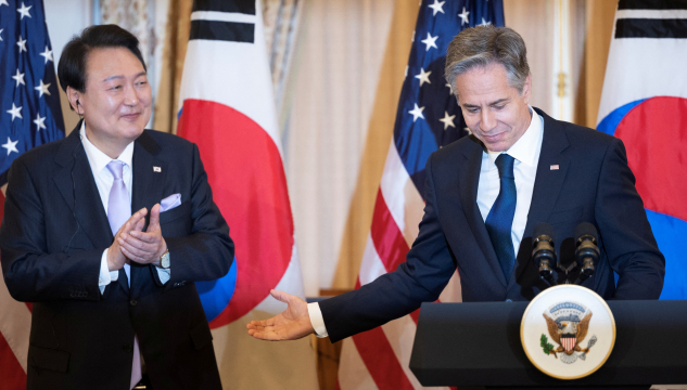 Yoon Suk Yeol og Antony Blinken