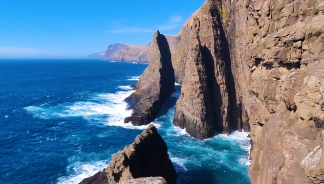 Trælanípa, náttúra, summar, ferðavinna