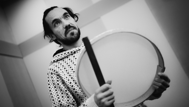 Mike Thomsen, Beinleiðis úr studio 5, mynd: Bjarni