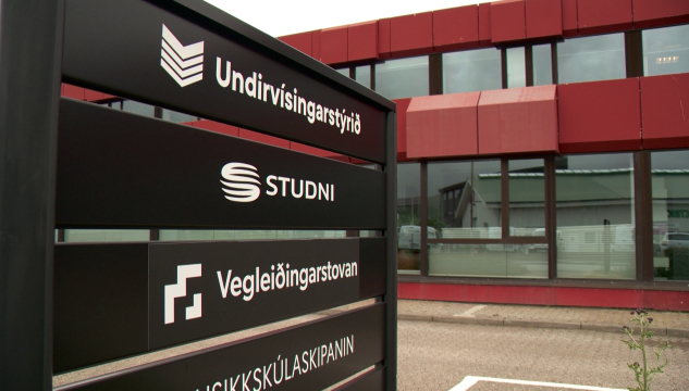 Undirvísingarstýrið, Studni, Vegleiðingarstovan