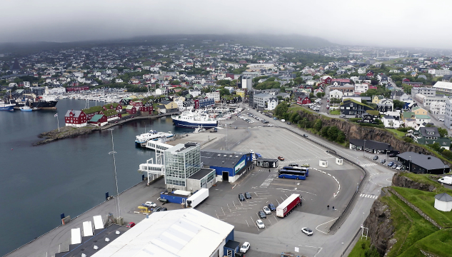 Tjóðleikhús, farstøð í Havn, eystara bryggja í Havn