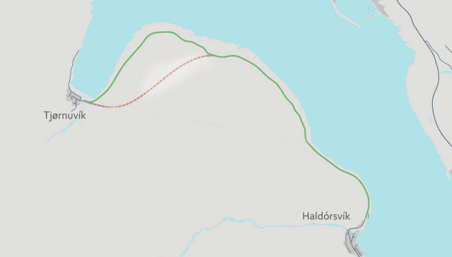 Tjørnuvík, berghol til Tjørnuvíkar, tunnil til Tjørnuvíkar