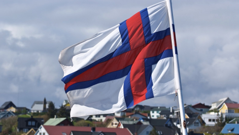 Merkið, flaggið, føroyska flaggið  - Mynd: Løgmansskrivstovan